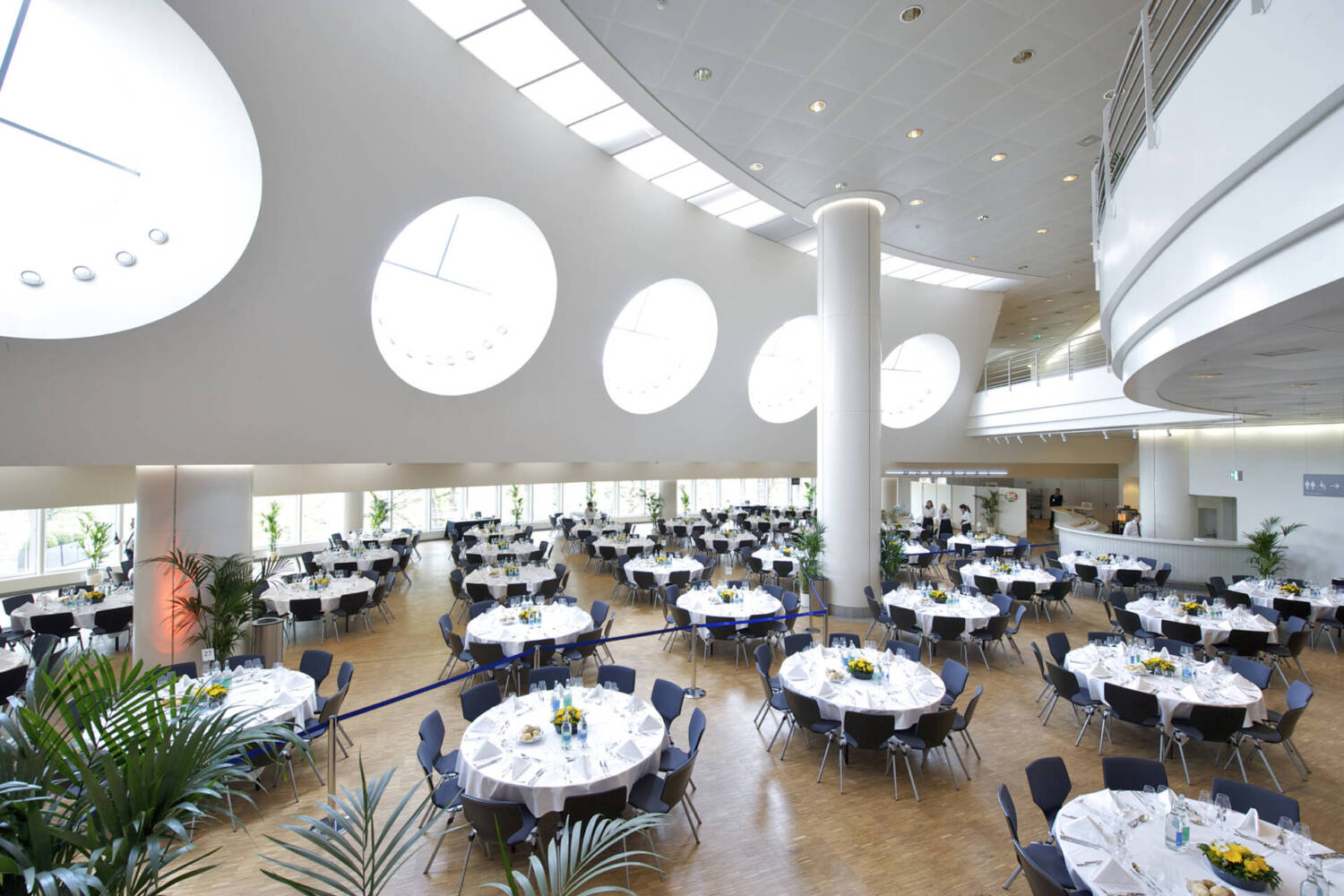 Congress Center Basel Foyer 2. Stock