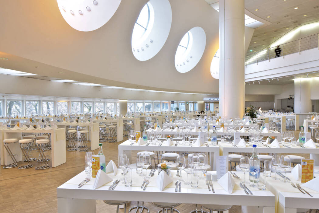 Congress Center Basel Foyer 2. Stock