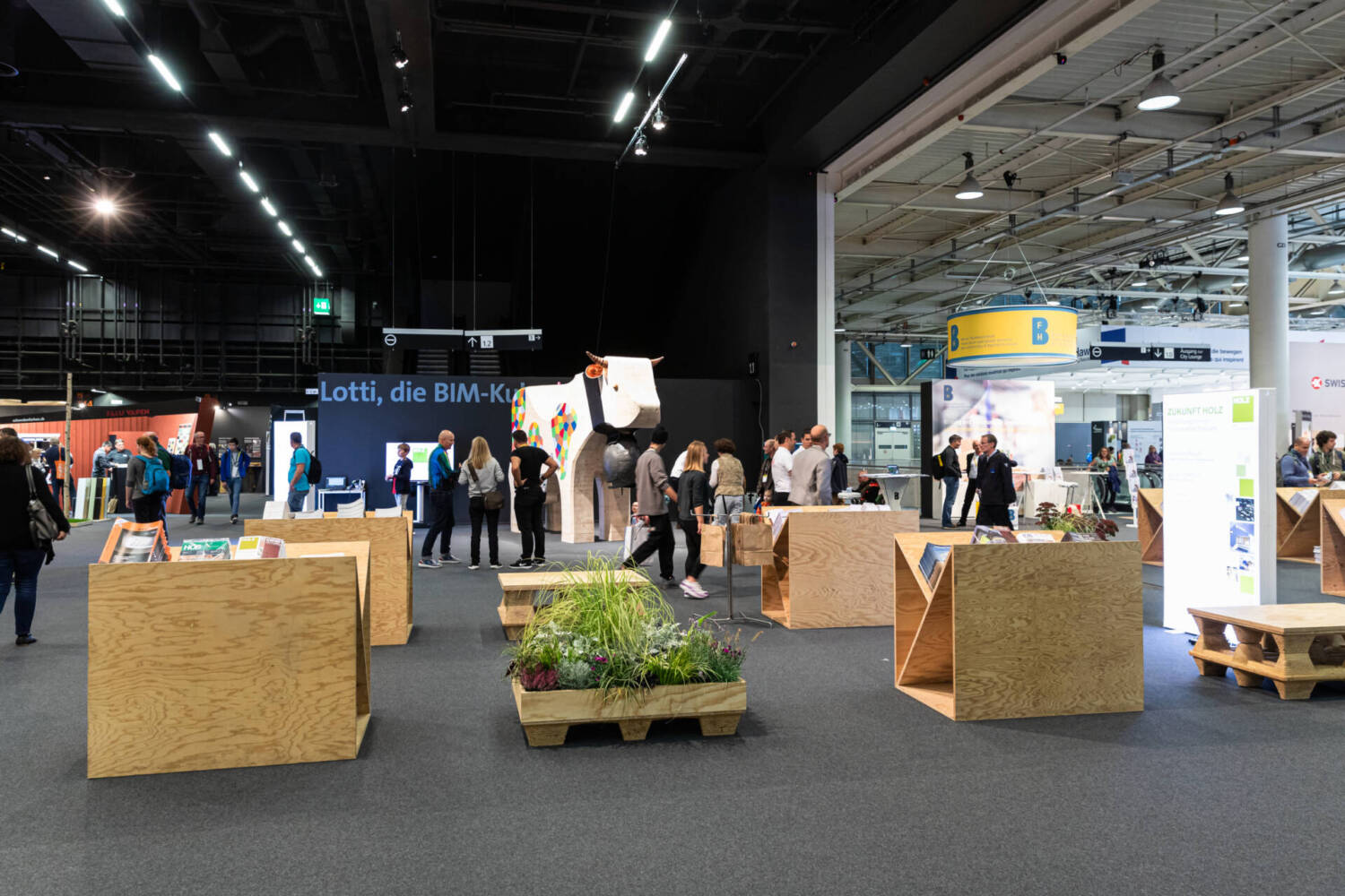 Messe Basel Halle 1 Holz 2019