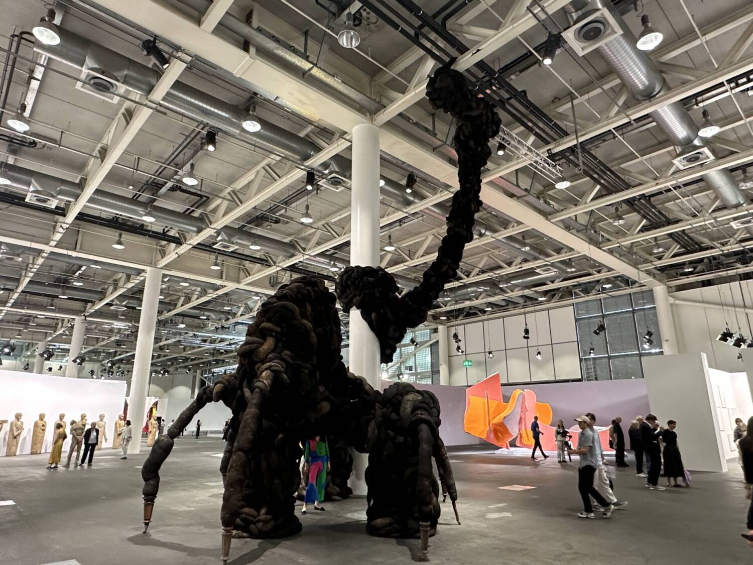 Messe Basel Audioguide Nicola Turner