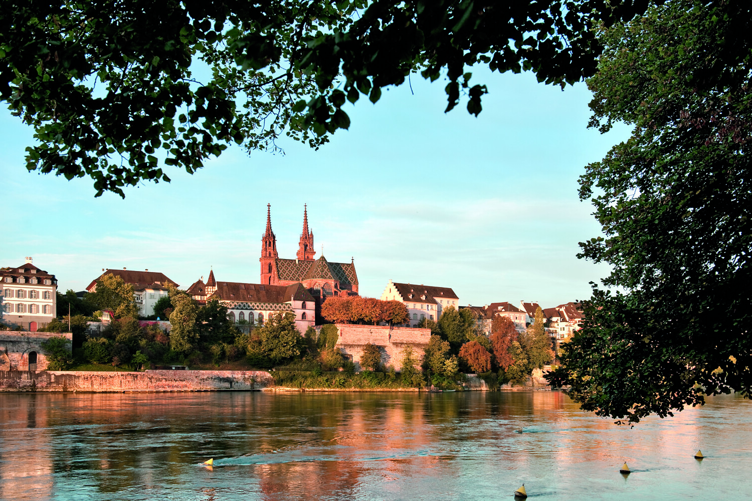 Messe Basel Münster und Rhein